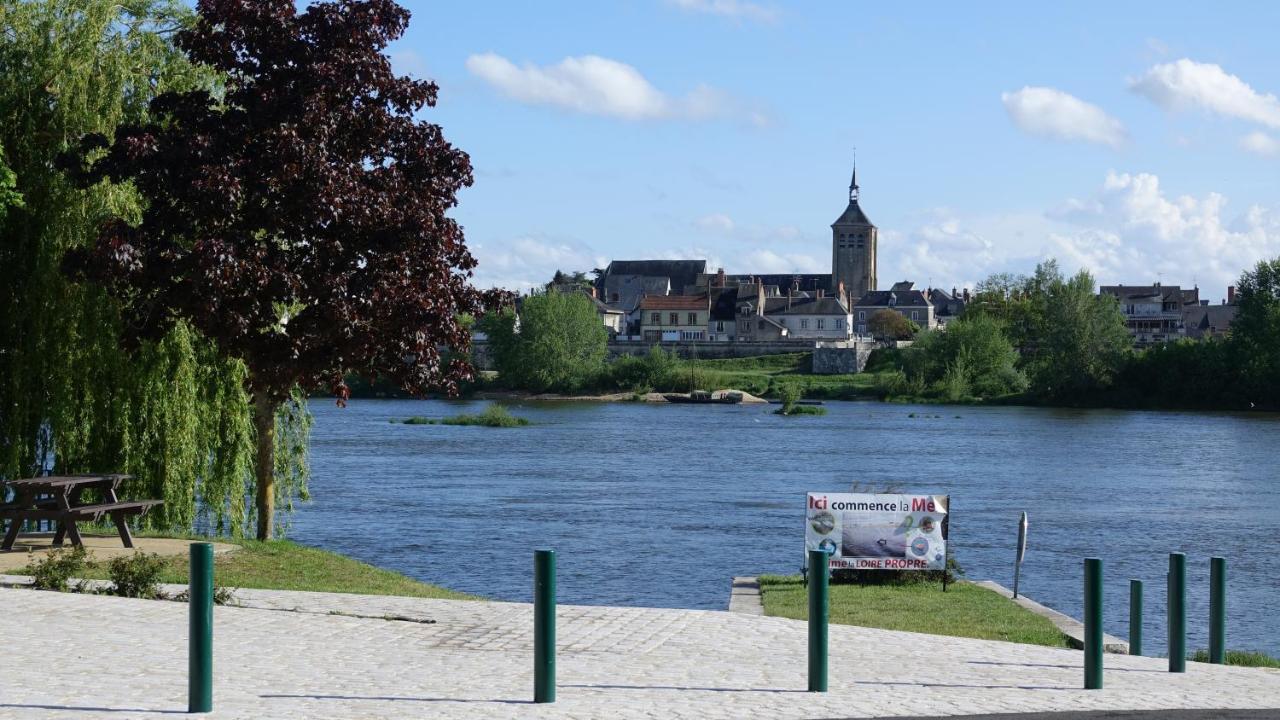 La Vue Loire Appartement Saint-Denis-de l'Hotel Экстерьер фото